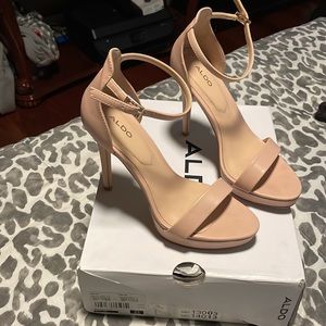 Aldo madalene heels brand new in box